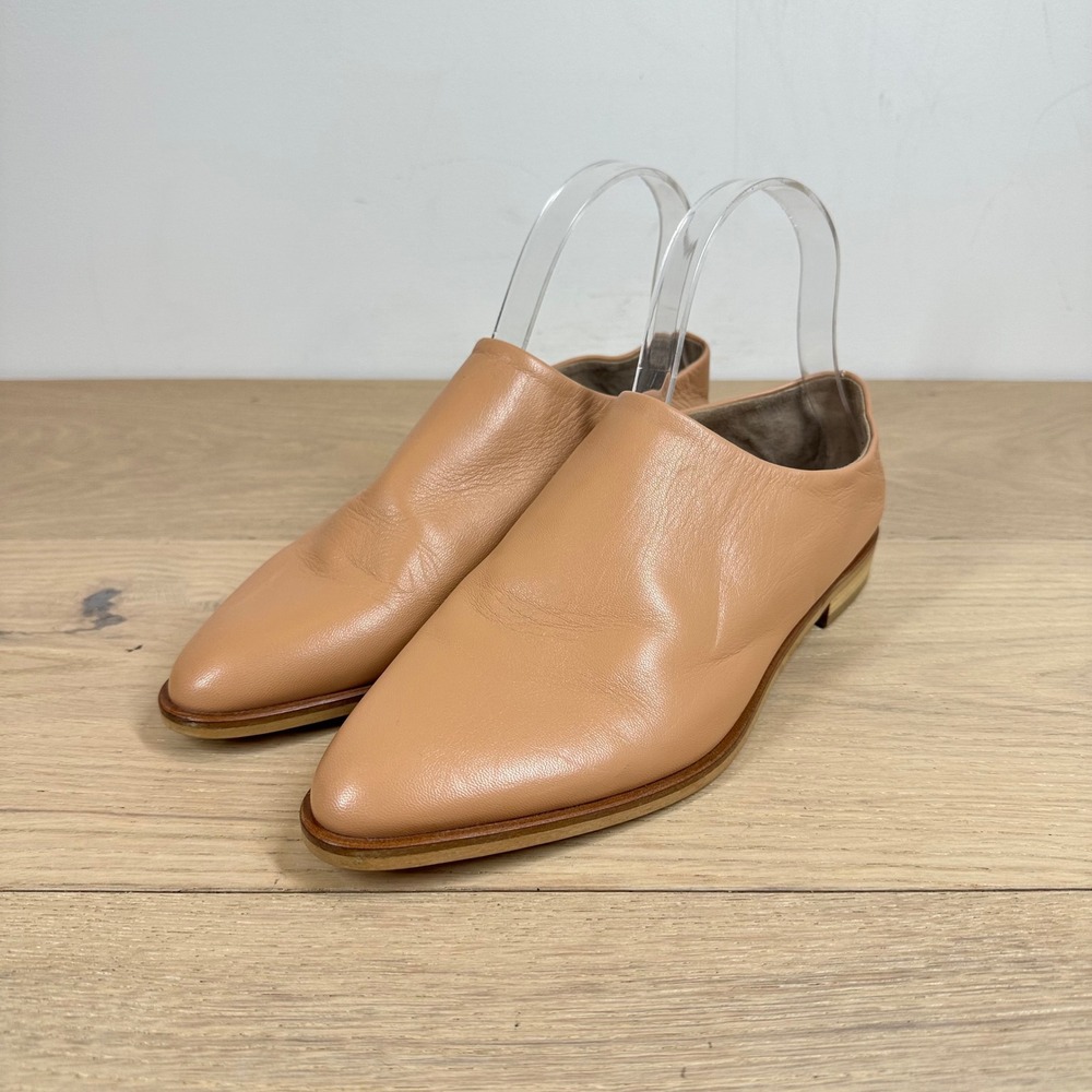 Everlane Loafers Mules Women 6.5 Tan Leather Pointed Toe Minimalist Nude Casual